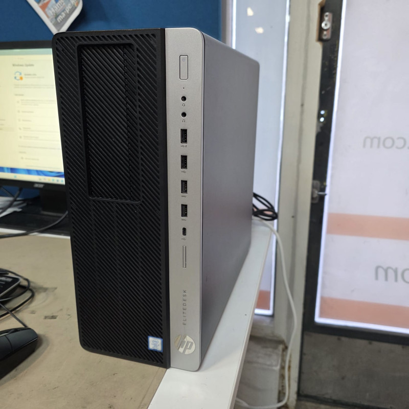 Kunnostettu 1v takuu HP EliteDesk 800 G5 Tower / i7-9700 / 32 Gt / 512 Gt SSD / RTX 2060 6 Gt / Win11Pro