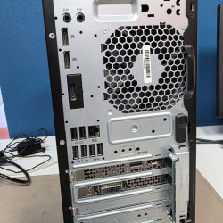 Kunnostettu 1v takuu HP EliteDesk 800 G5 Tower / i7-9700 / 32 Gt / 512 Gt SSD / RTX 2060 6 Gt / Win11Pro