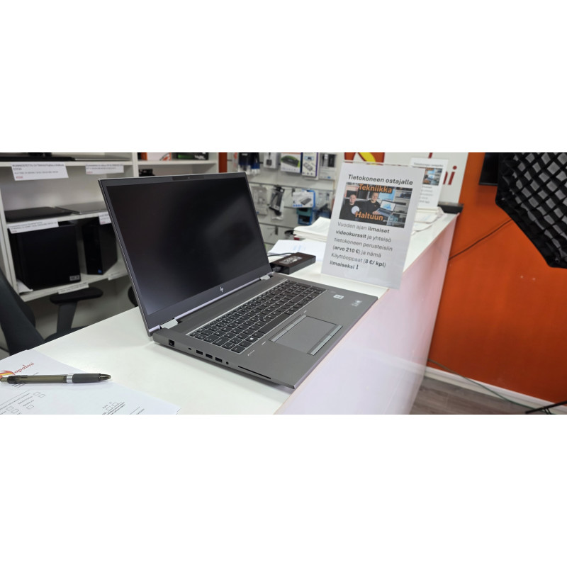 Kunnostettu 1v takuu HP ZBOOK FURY 17 G7 I5-10300H 240 GB SSD 16 GB Grade A