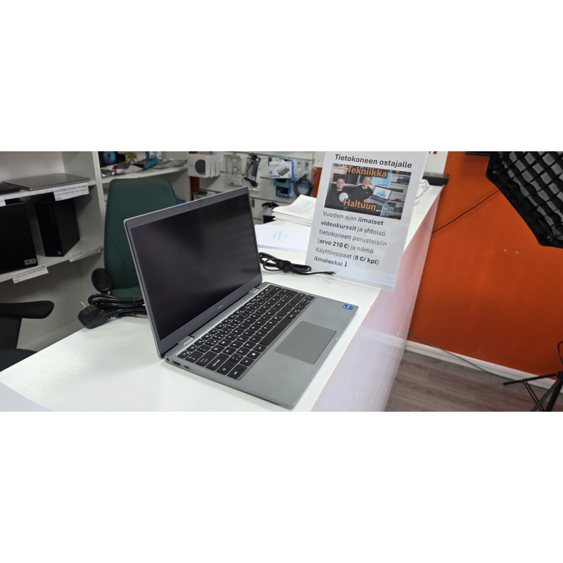 Kunnostettu 1v takuu DELL LATITUDE 3330 I5-1145G7 240 GB SSD 16 GB 13.3" TOUCH Grade A