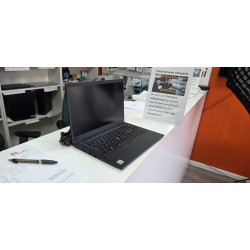 Kunnostettu 1v takuu LENOVO...