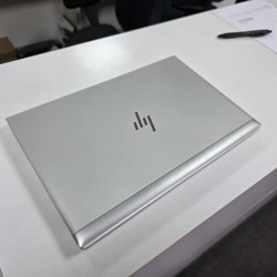 ∙ Kunnostettu HP EliteBook 830 G8 1v takuu i7-1165G7, 240 GB SSD, 16 GB RAM