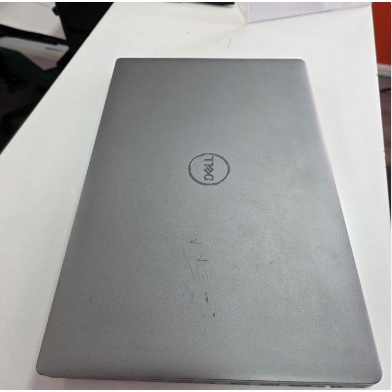Kunnostettu DELL LATITUDE 5530 I5-1235U 240 GB SSD 16 GB Grade A-
