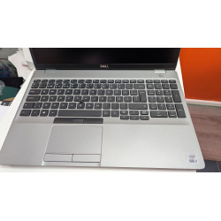 Kunnostettu Dell Latitude 5511 15,6" – i7-10850H / 16 Gt / 480 Gt SSD /  1V TAKUU /  Windows 11 Pro