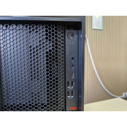 Lenovo ThinkStation P350 Tower KUNNOSTETTU / i7-10700 / 16 Gt / 1 Tt SSD / RTX A2000 / Win11