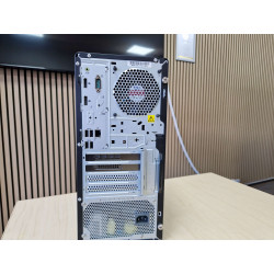 Lenovo ThinkStation P350 Tower KUNNOSTETTU / i7-10700 / 16 Gt / 1 Tt SSD / RTX A2000 / Win11