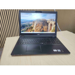 Fujitsu LifeBook E5510 Kunnostettu 15" / i5-10210U / 16 Gt / 256 Gt SSD / FullHD / Win11